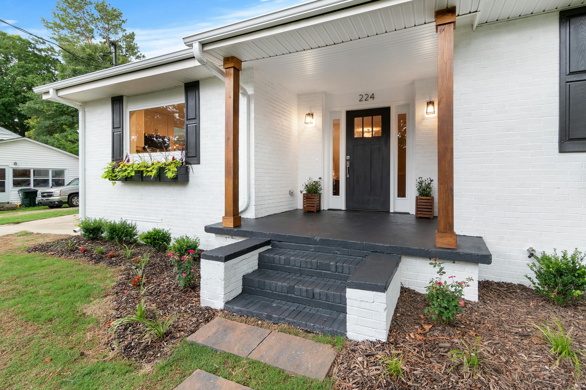 Well-preserved distinctive bungalow house with original architectural details.