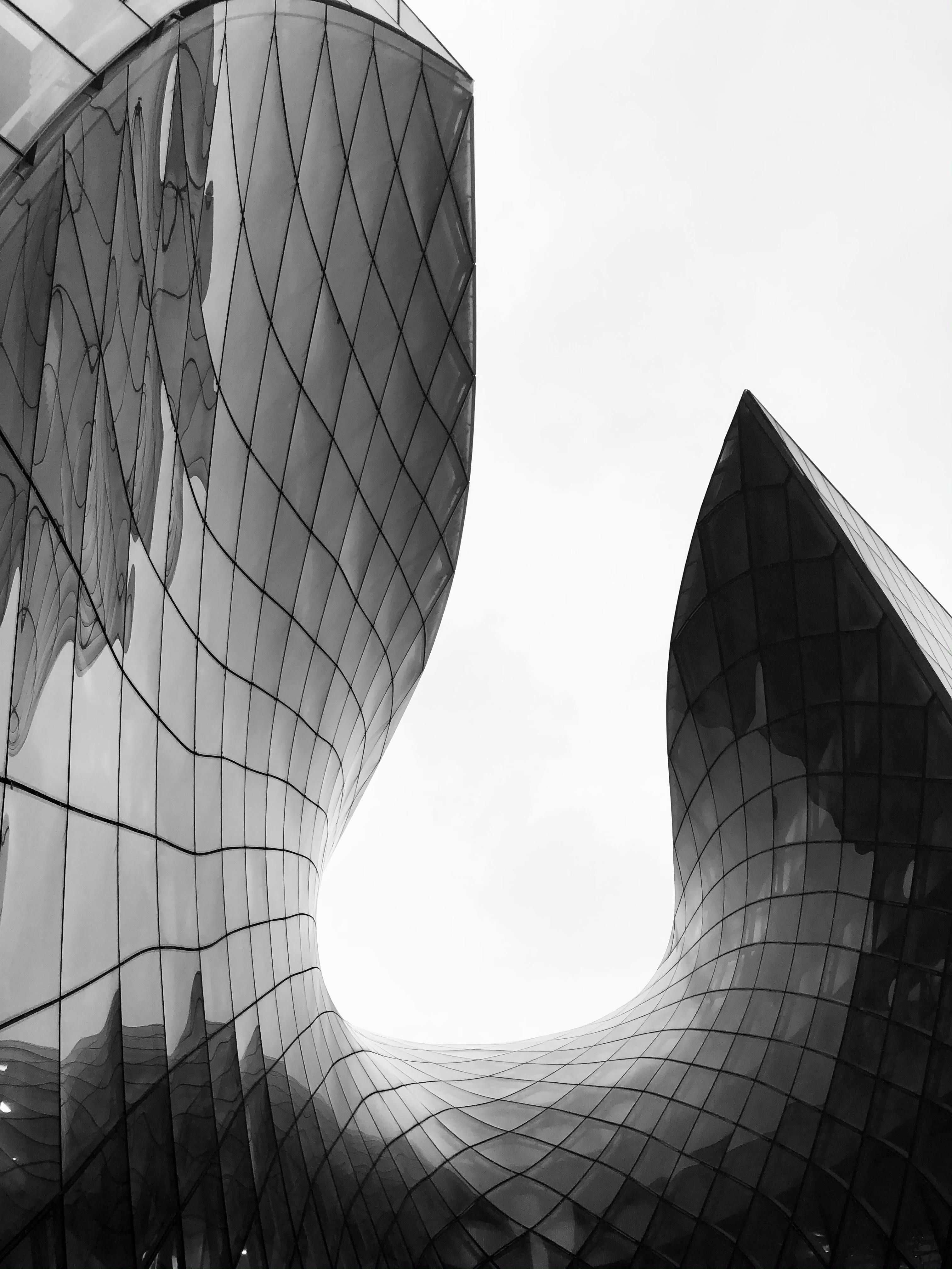 Grayscale view of Emporia Shopping Center with parametric architectural design.